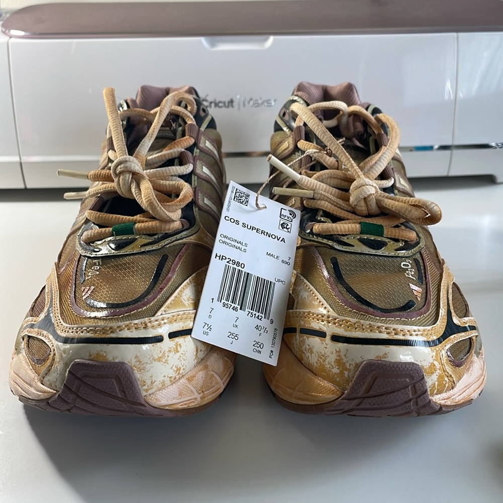 Adidas Originals COS Supernova